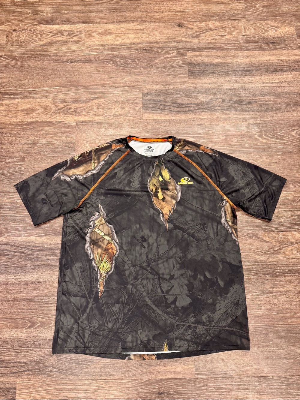Mossy Oak Camo Performance Hunting Shirt XL Short Sleeve Stretch Tee